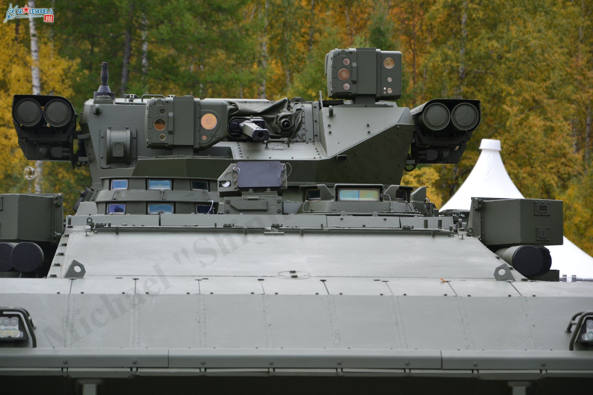 T-15_Armata_17.jpg