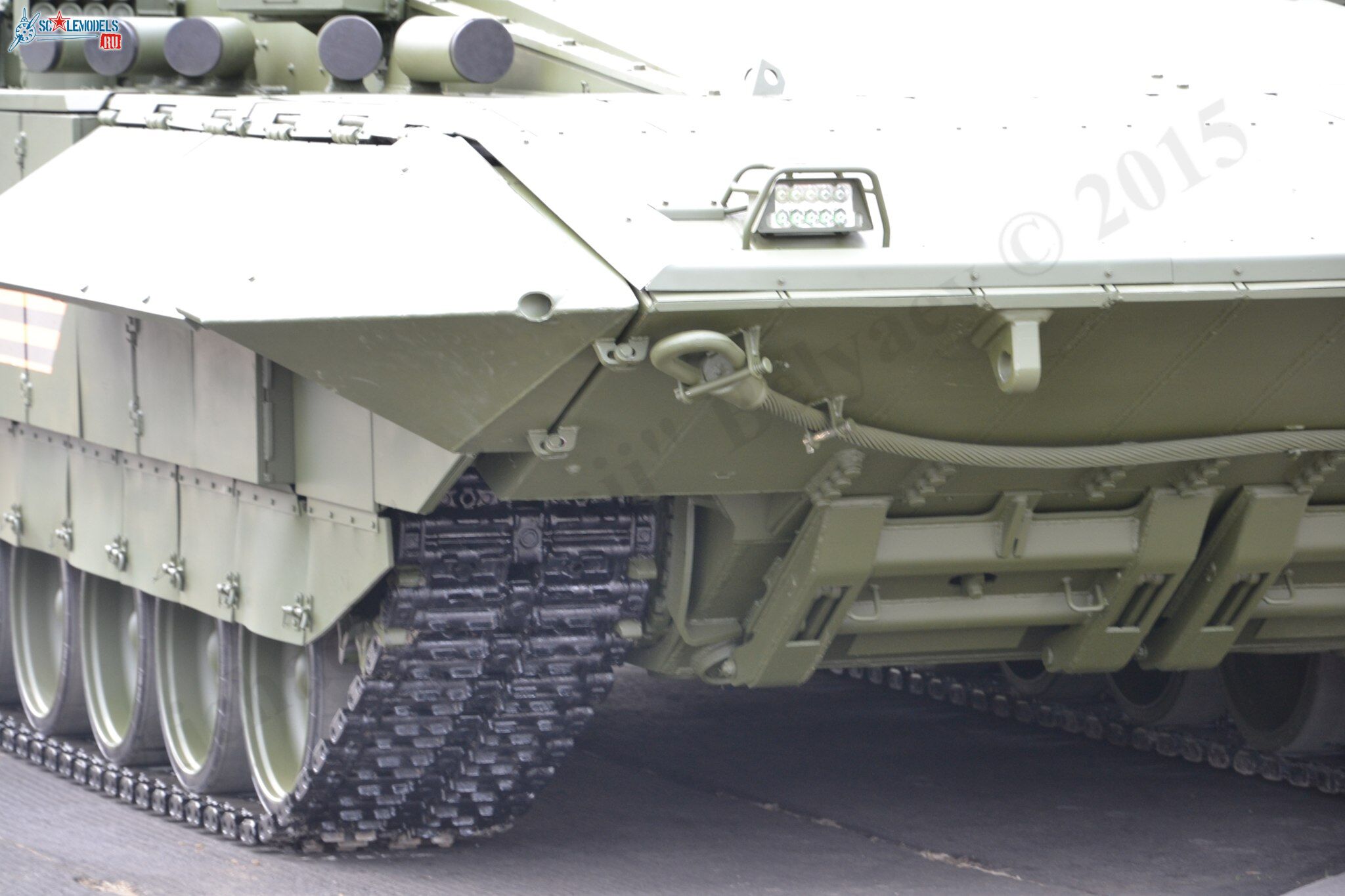 T-15_Armata_8.jpg