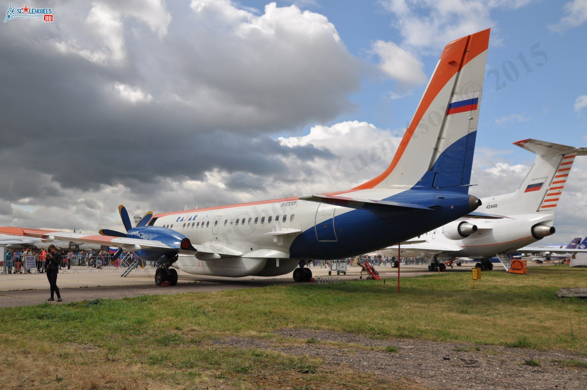 Il-114_205.jpg