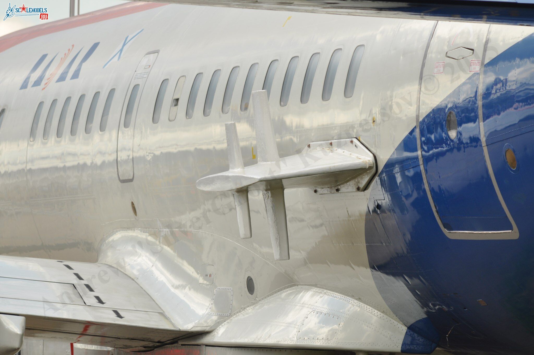 Il-114_215.jpg