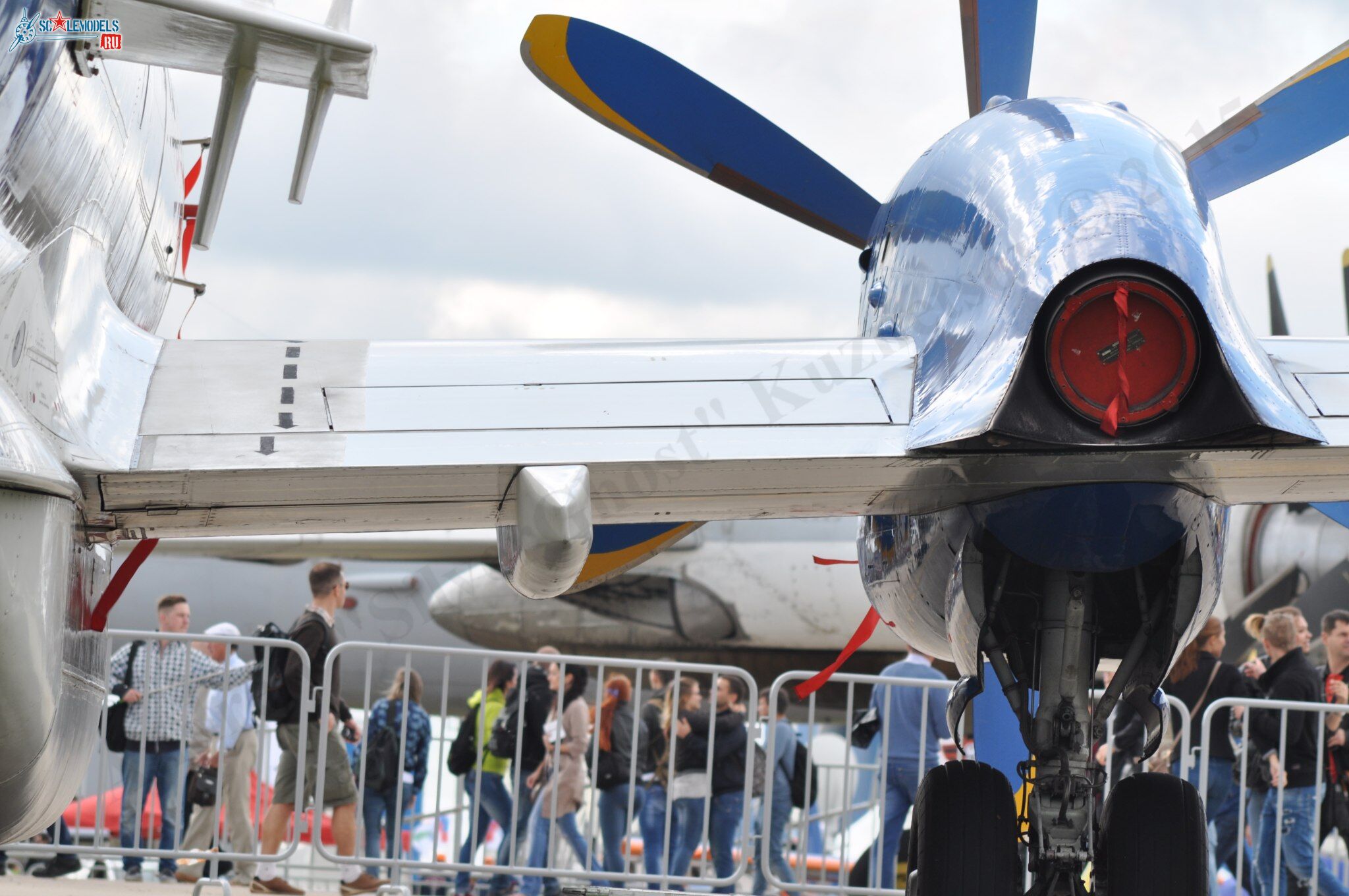 Il-114_234.jpg
