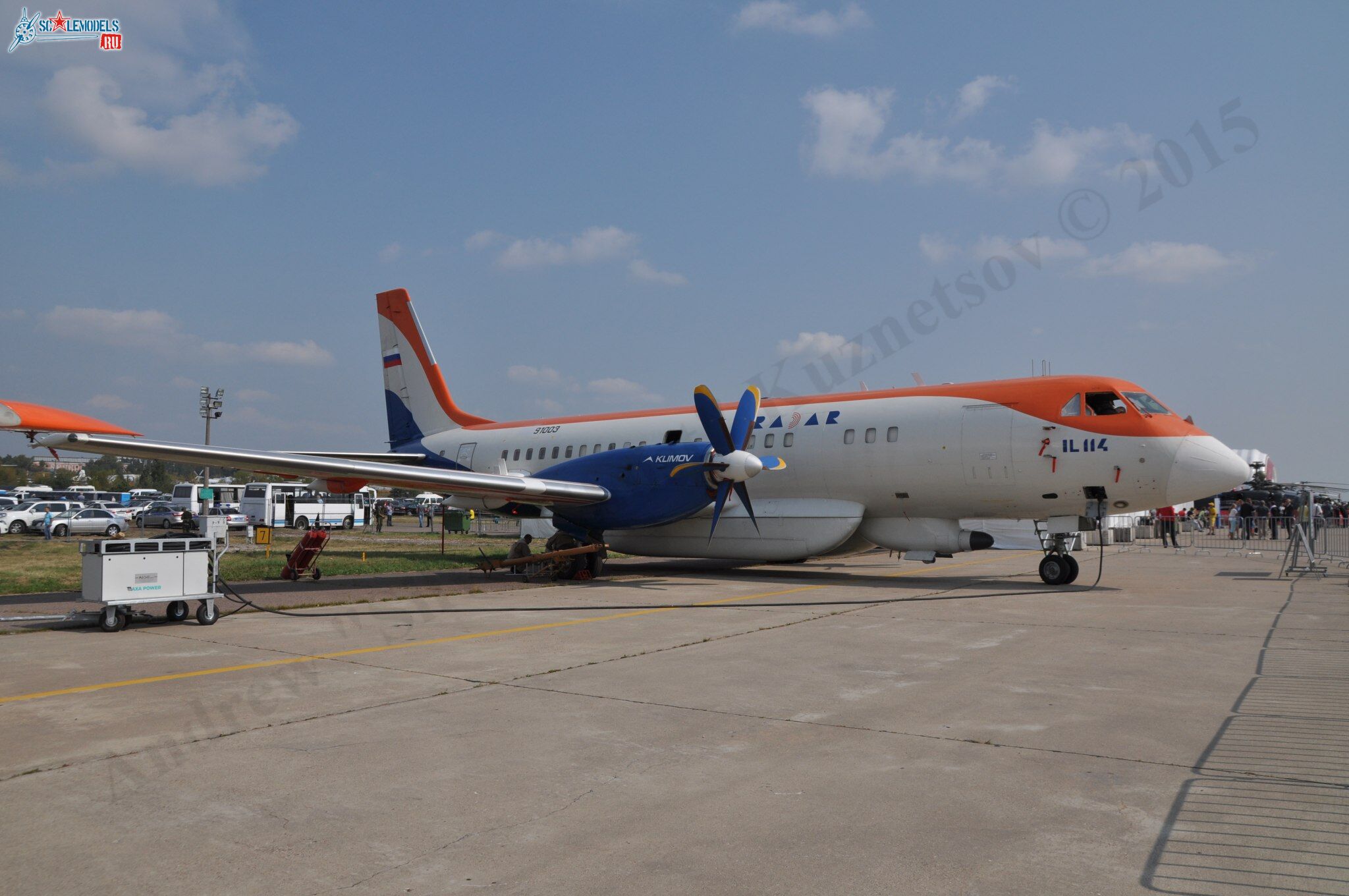 Il-114_290.jpg