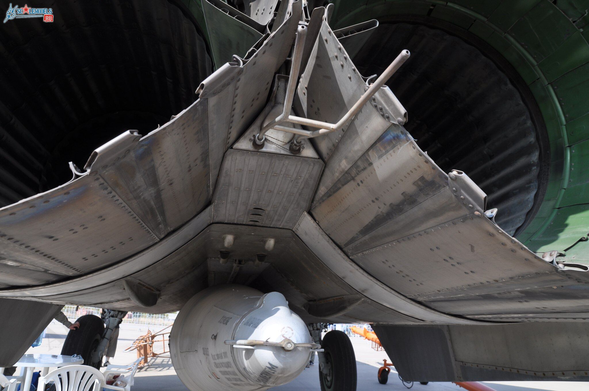 MiG-25BM_223.jpg