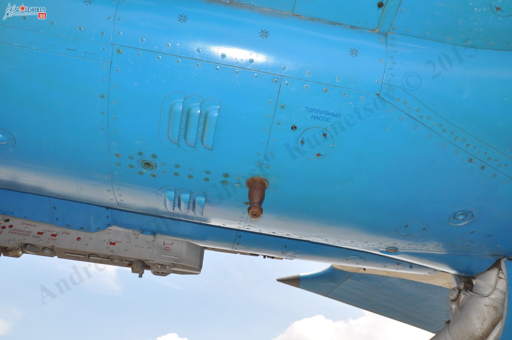 MiG-27M_202.jpg