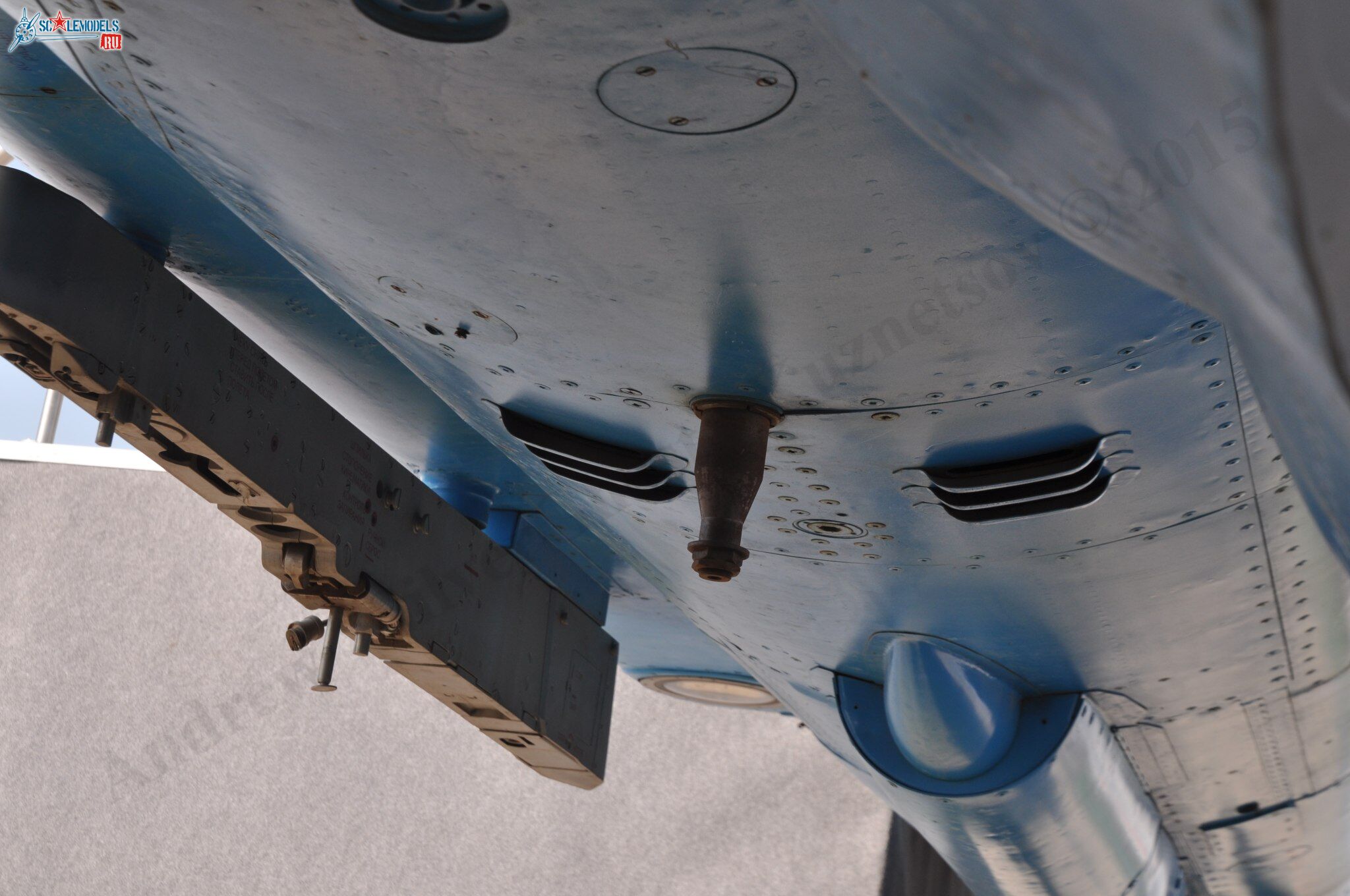 MiG-27M_423.jpg