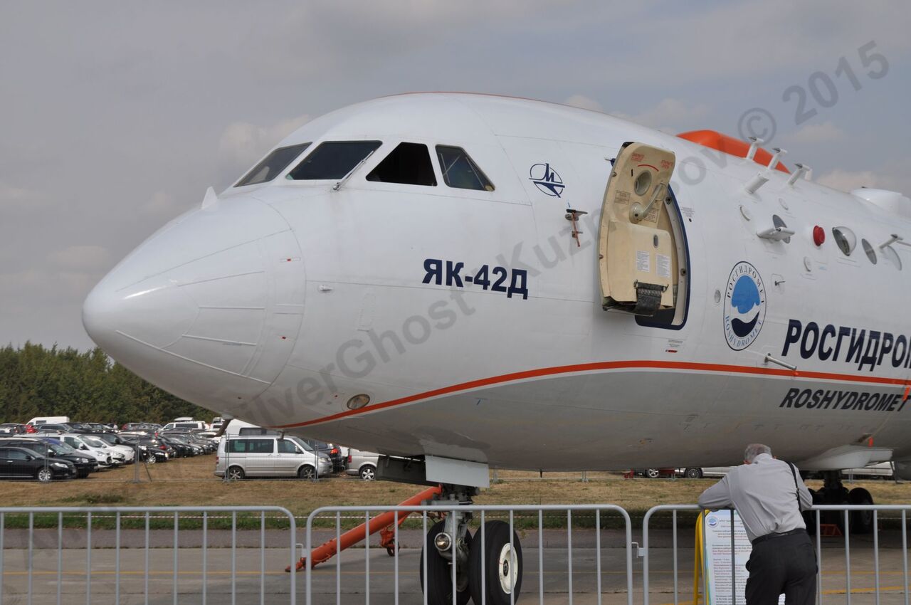 Yak-42LL_2.jpg
