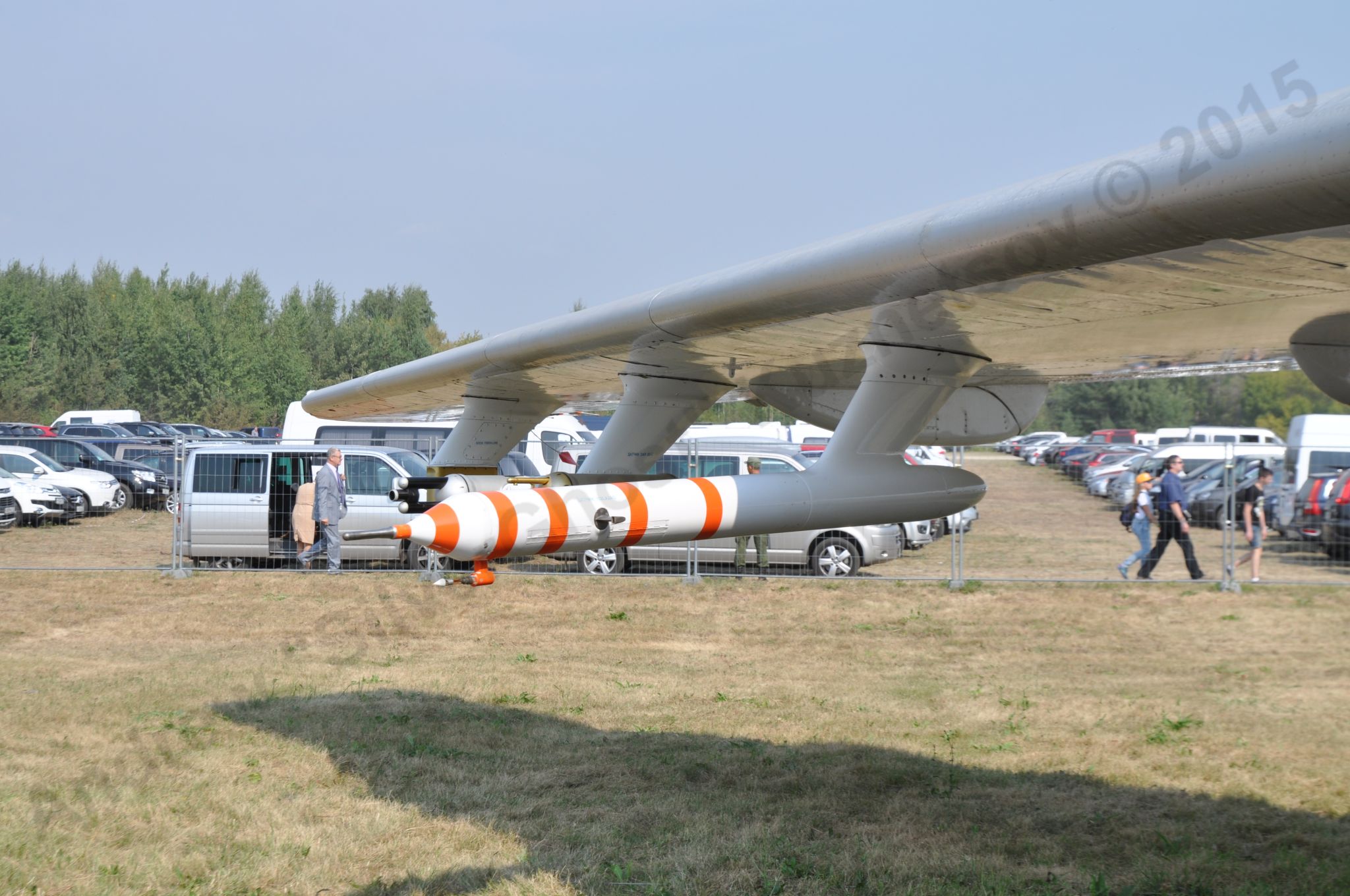 Yak-42LL_64.jpg