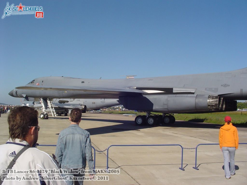 b-1b_0000.jpg