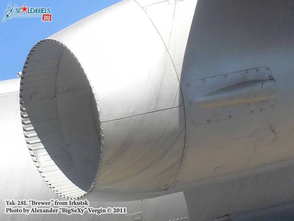 Yak-28L_177.jpg