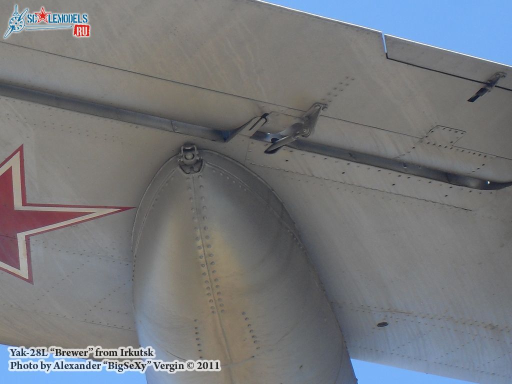 Yak-28L_156.jpg