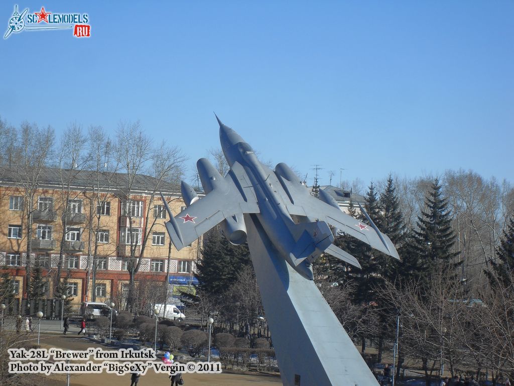 Yak-28L_37.JPG