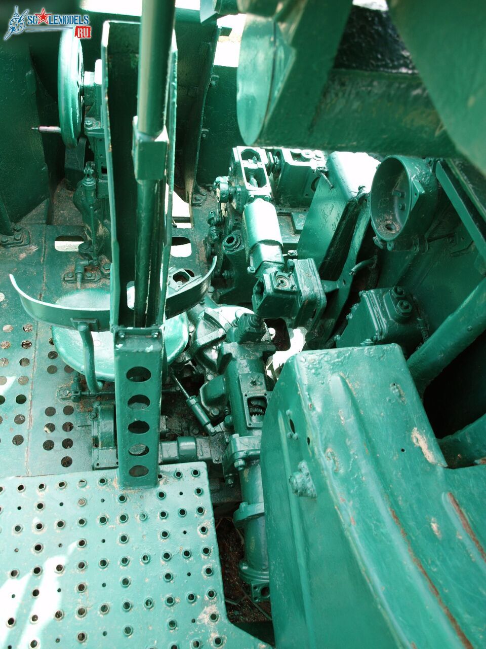 57-mm_AA-gun_107.jpg