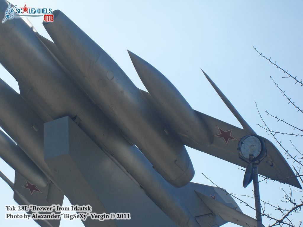 Yak-28L_11.JPG