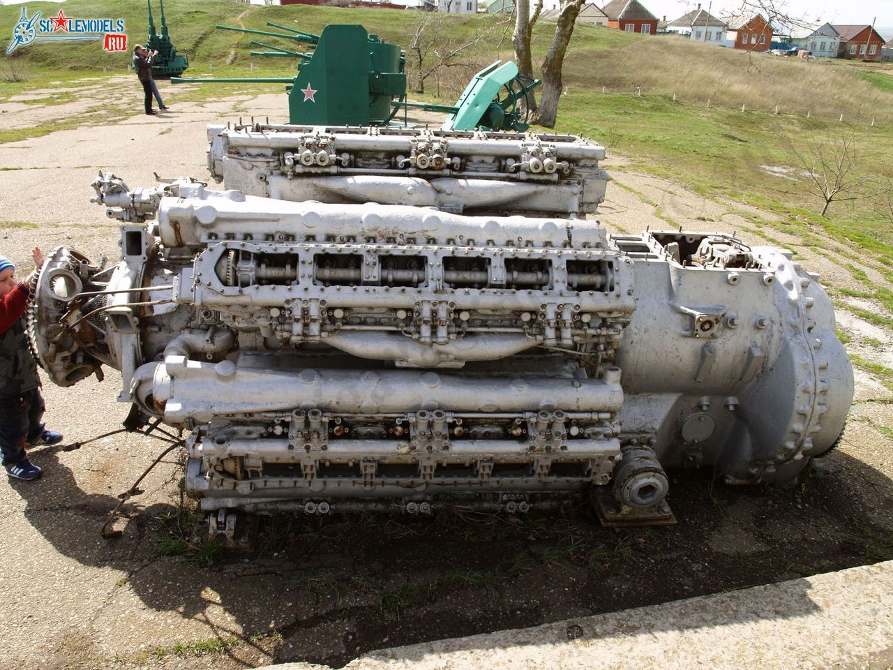 Engine_22.jpg