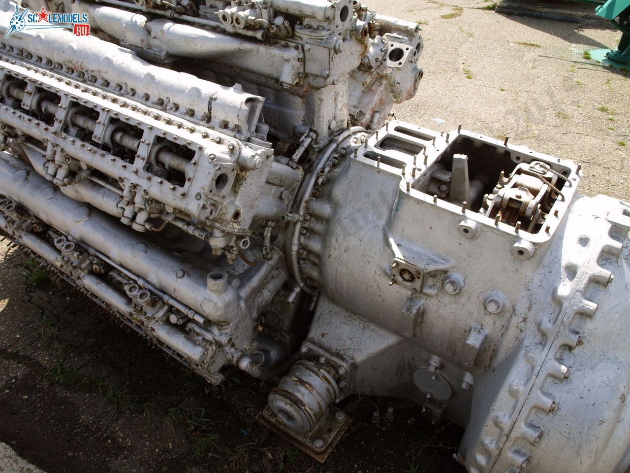 Engine_24.jpg