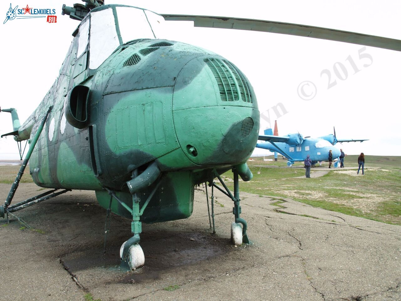 Mi-4_1.jpg