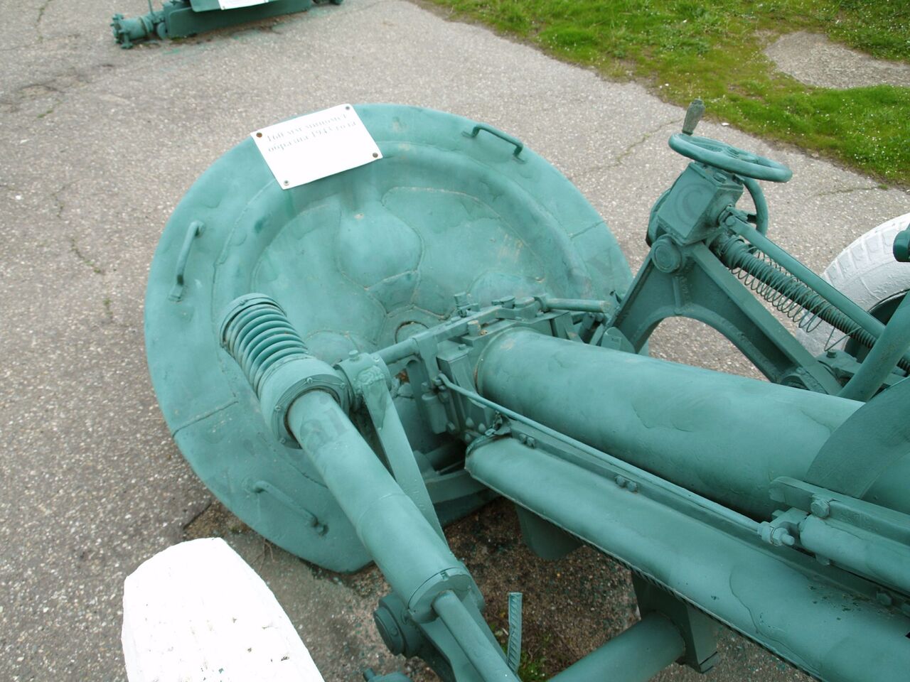 Temryuk_guns_11.jpg