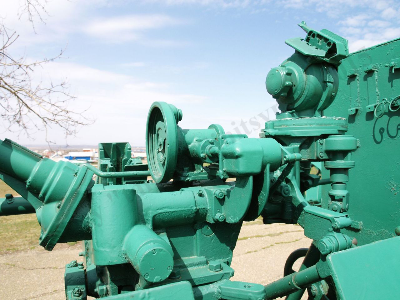 SM-21_AA-gun_8.jpg