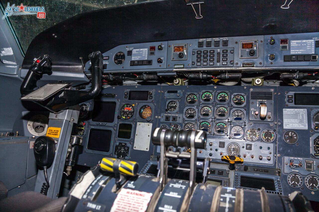 Dash-8-Q300-VQ-BVI_105.jpg