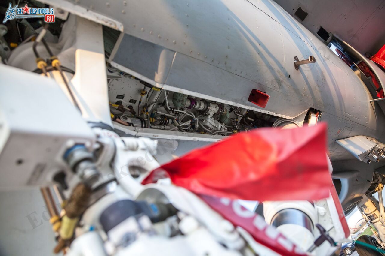 F-18_149.jpg