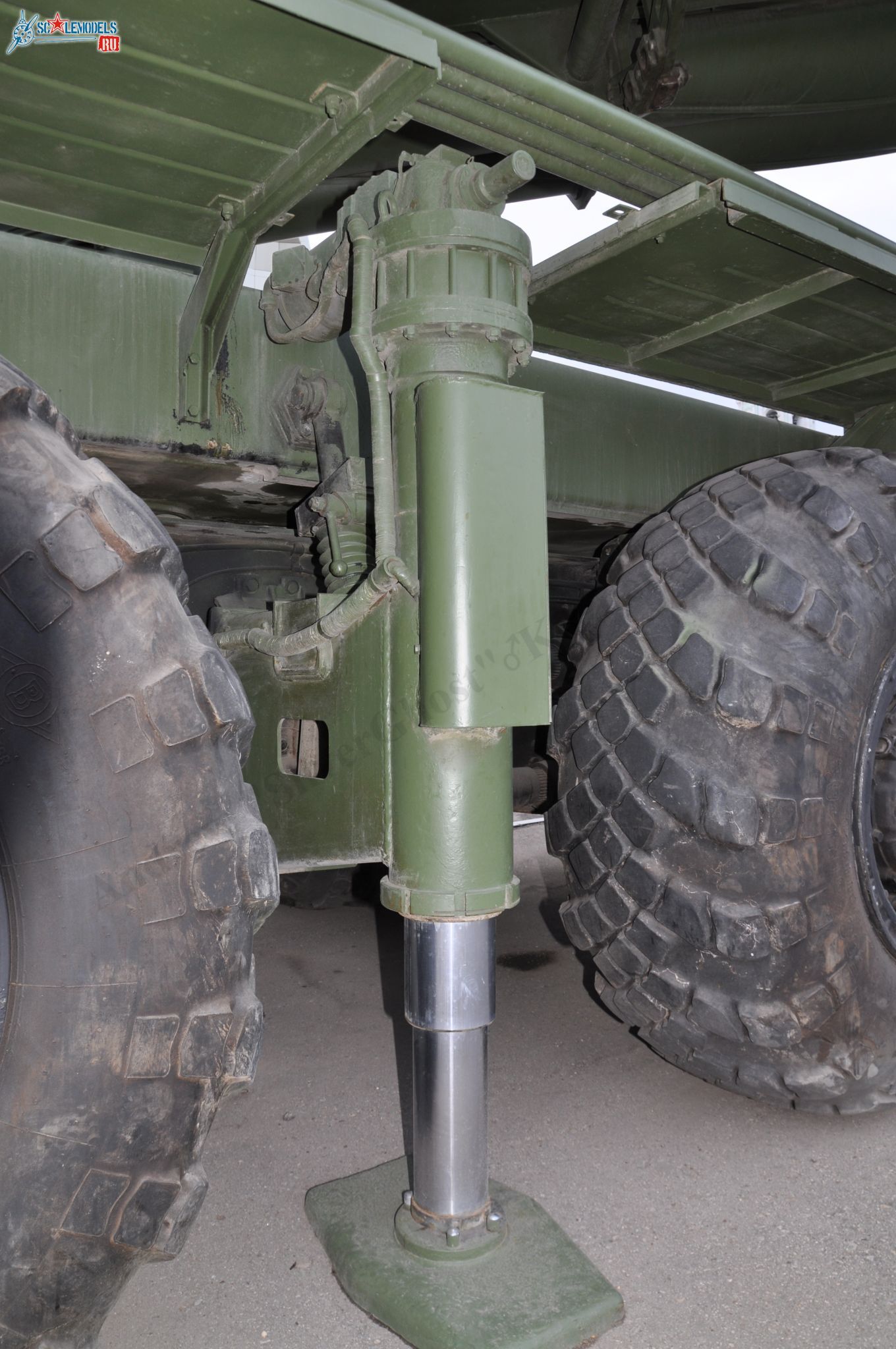 9A52_Smerch_111.jpg