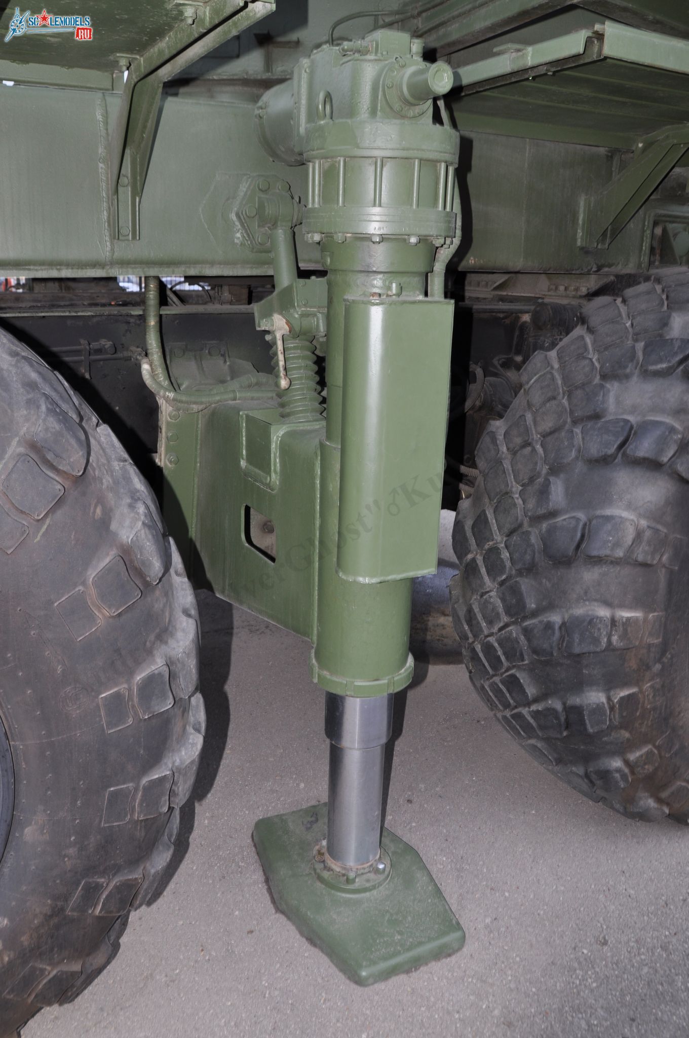 9A52_Smerch_2.jpg