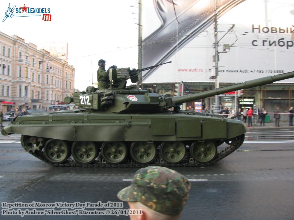 victory_parade_0120.jpg