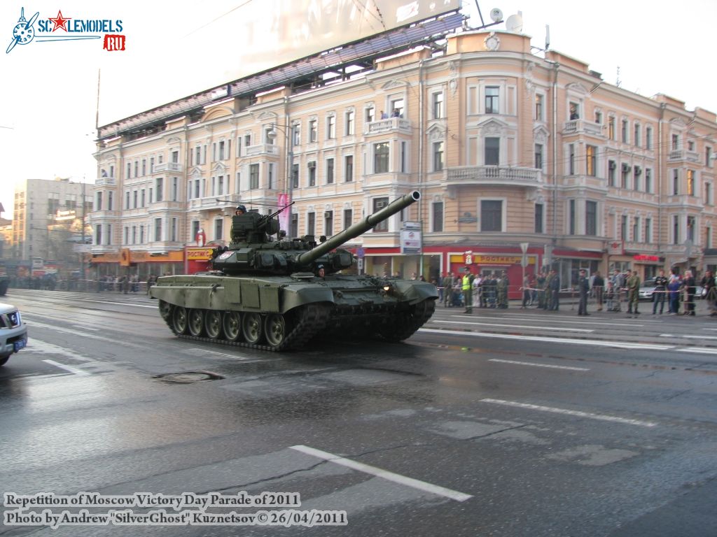 victory_parade_0124.jpg