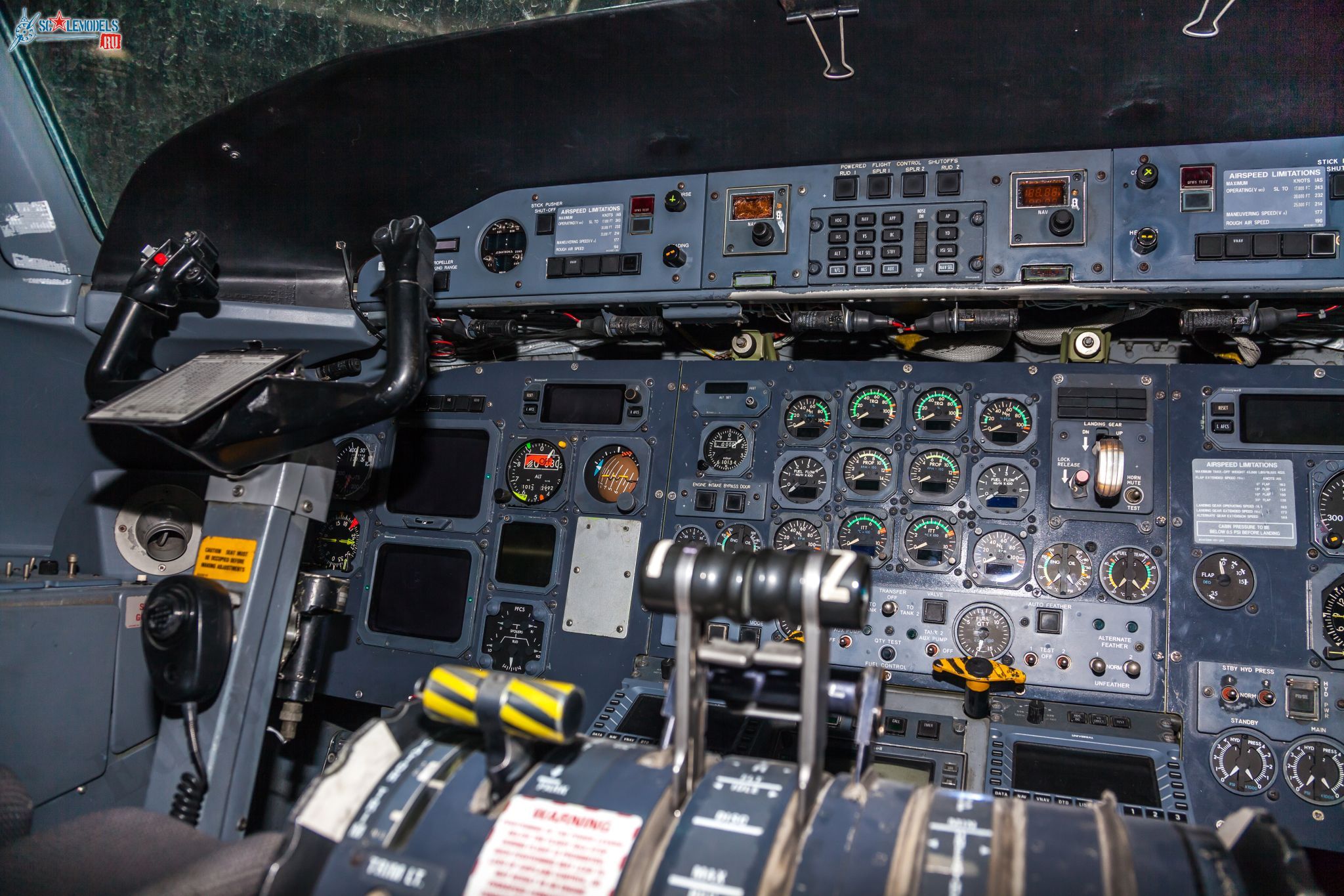 Dash-8-Q300-VQ-BVI_105.jpg