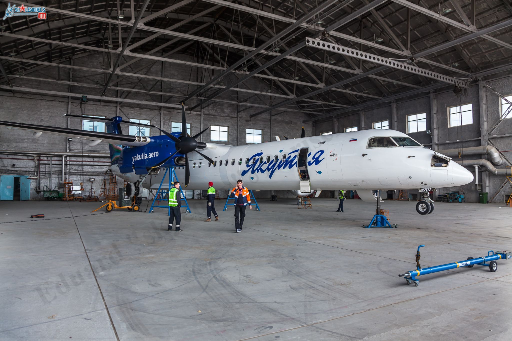 Dash-8-Q300-VQ-BVI_95.jpg