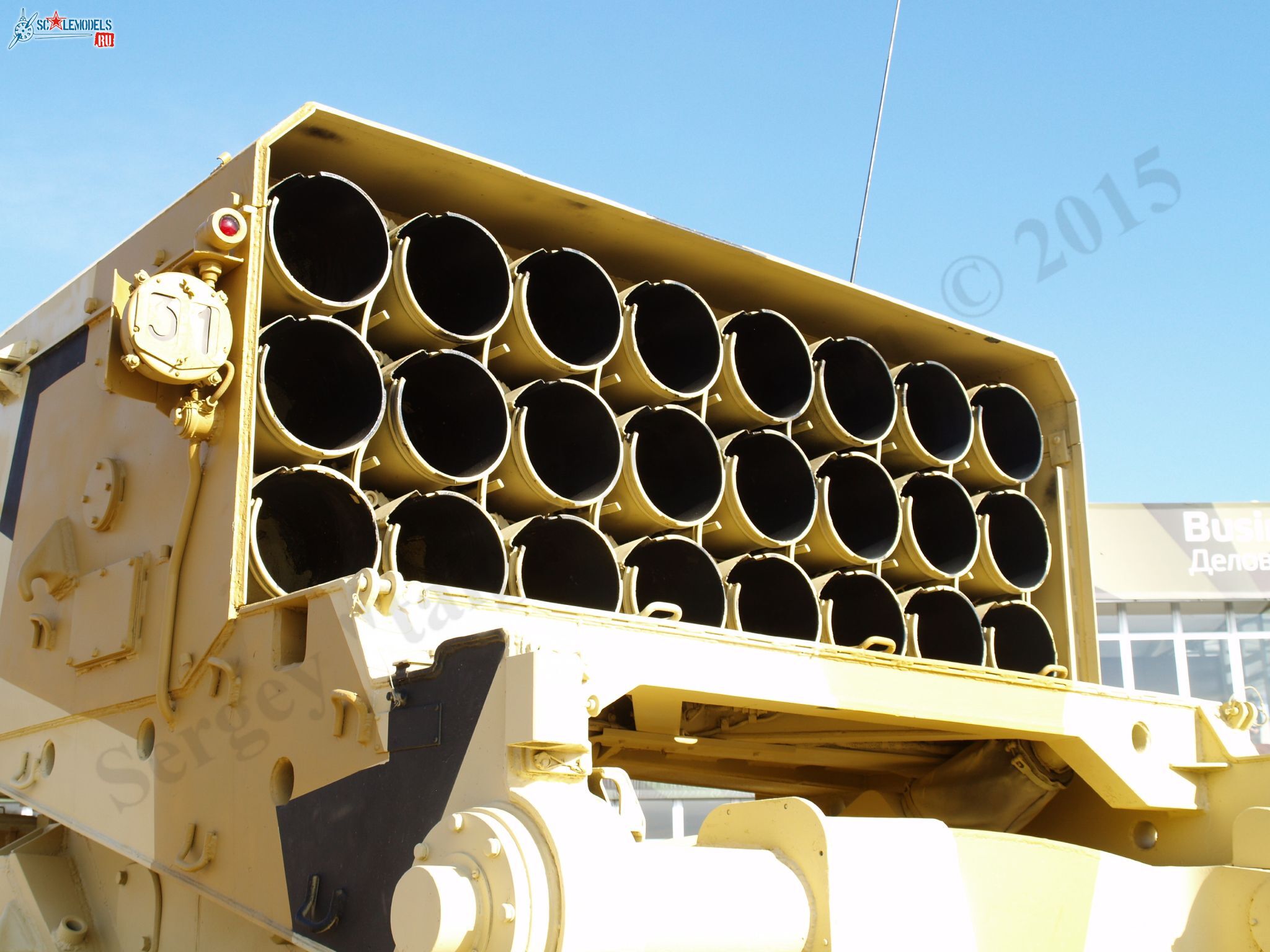 TOS-1A_12.jpg