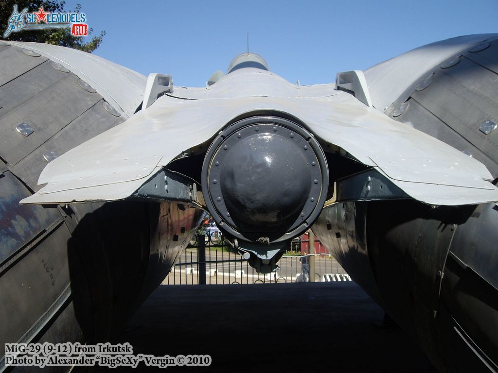 MiG-29_9-12_Irkutsk_9.jpg