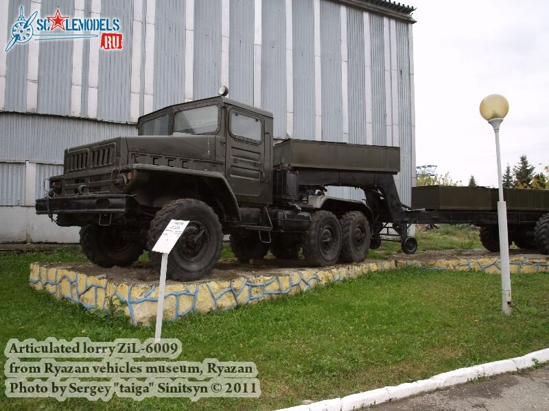 zil-6009_0000.jpg