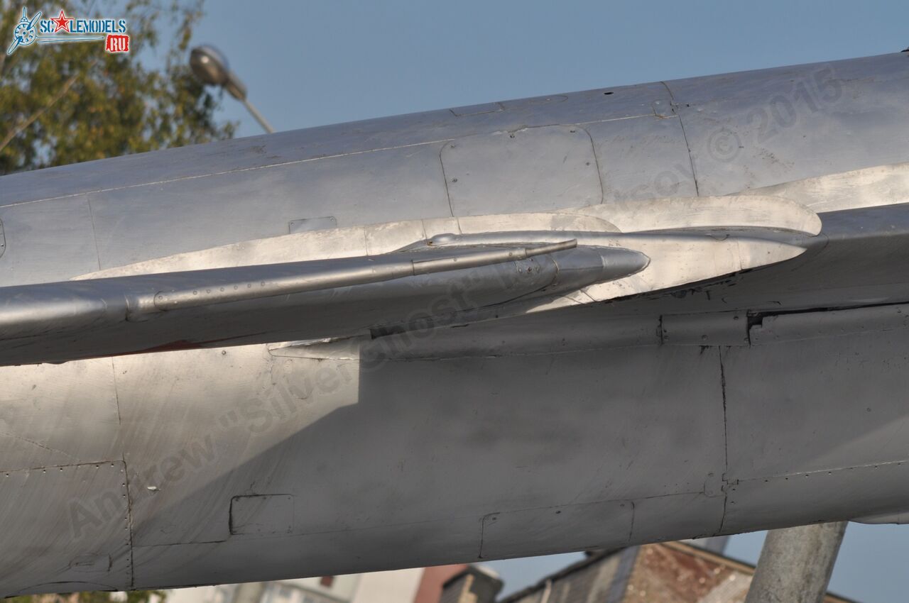 143.jpg