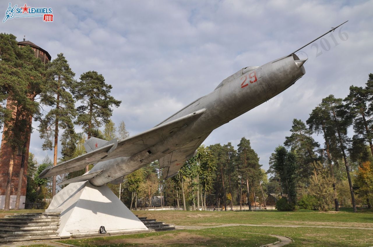 Su-7BM_0.jpg
