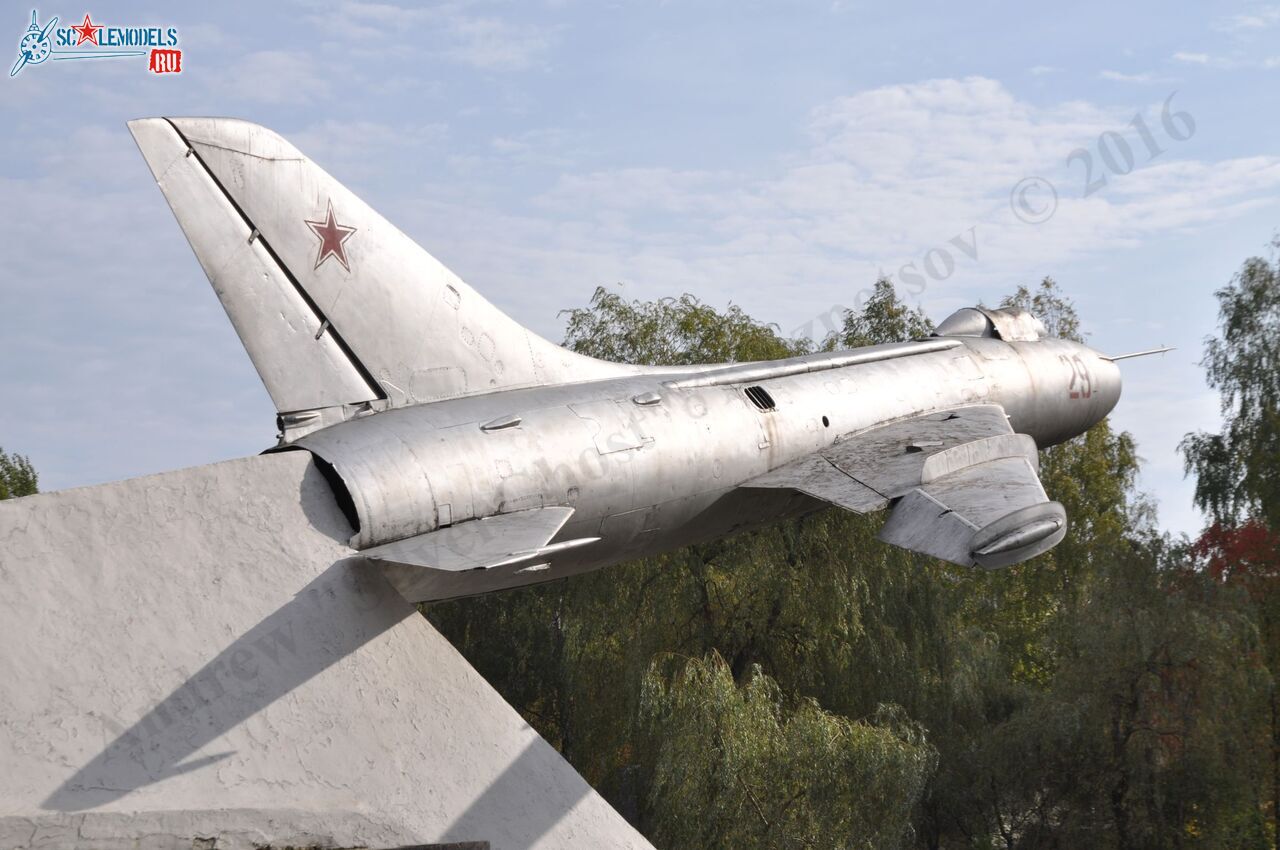 Su-7BM_12.jpg