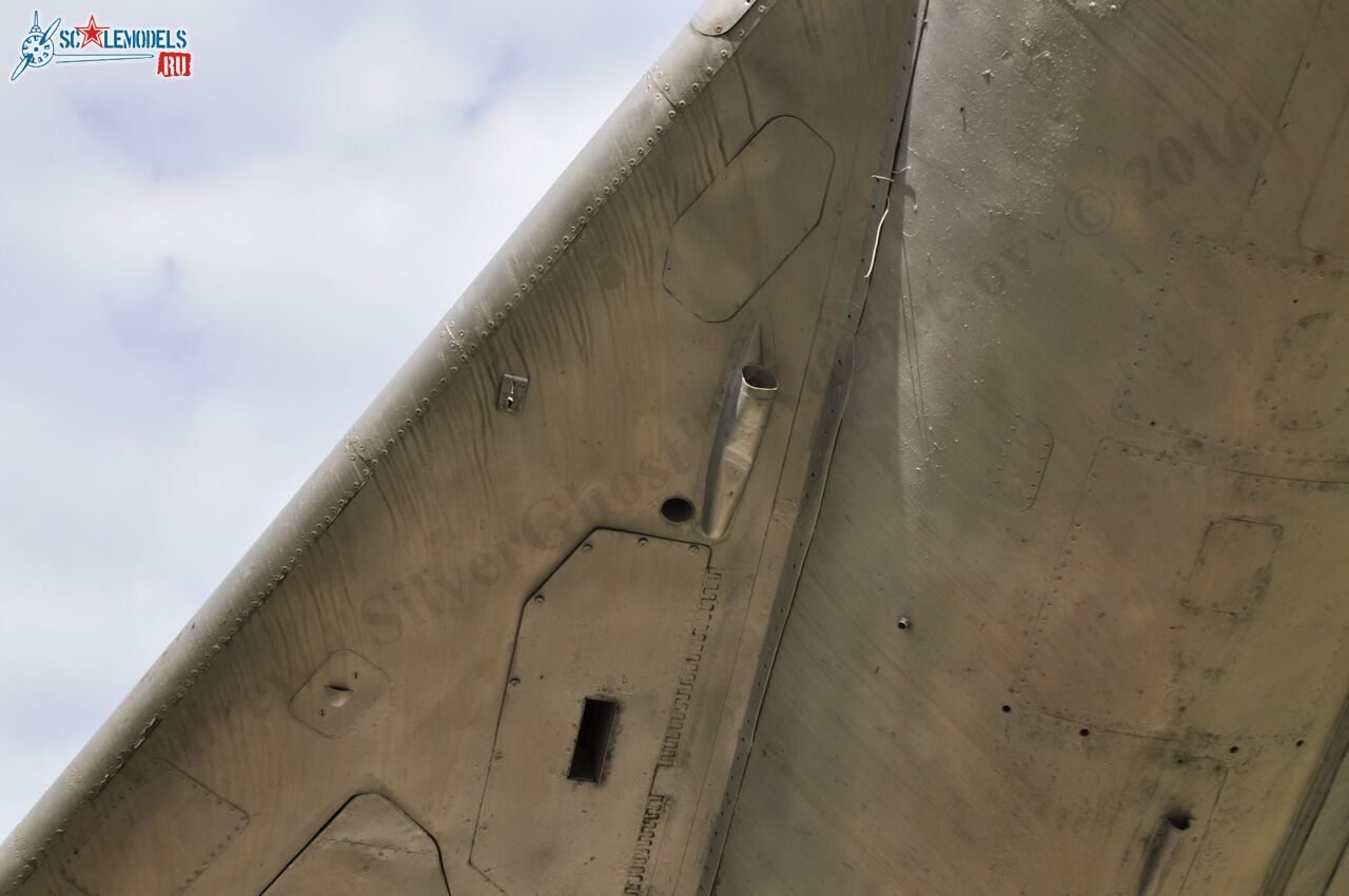 Su-7BM_87.jpg