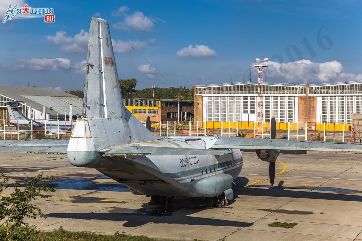 An-8_RA-27204_75.jpg