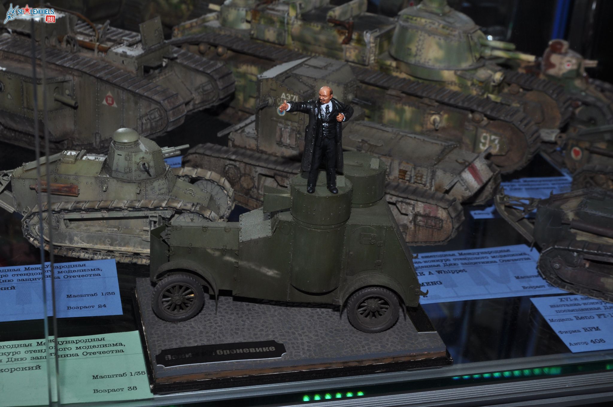 Club-TM_Btt_35_scale_67.jpg