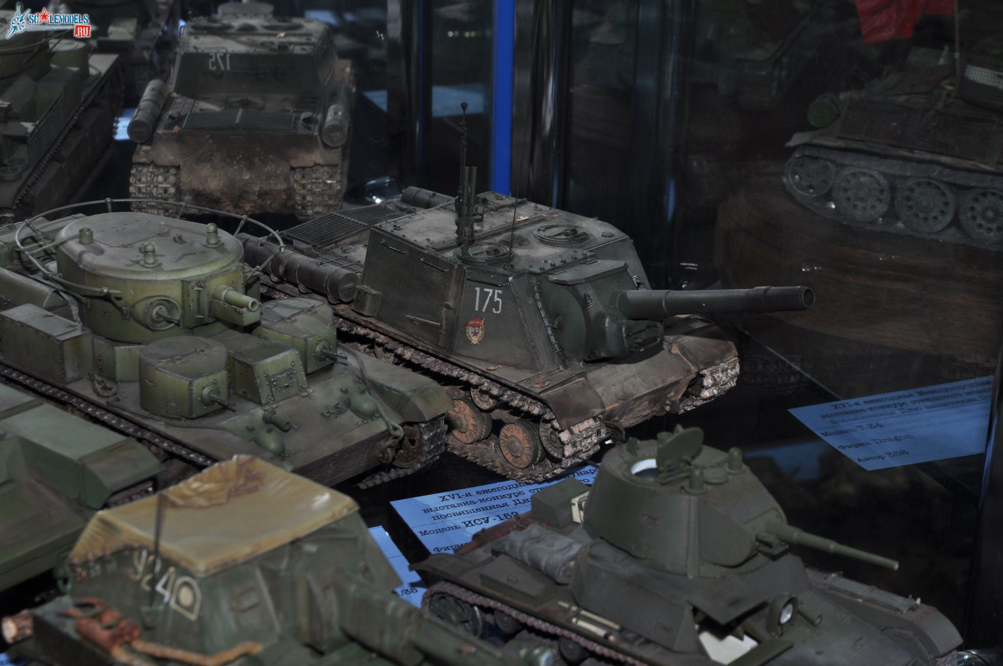 Club-TM_Btt_35_scale_92.jpg