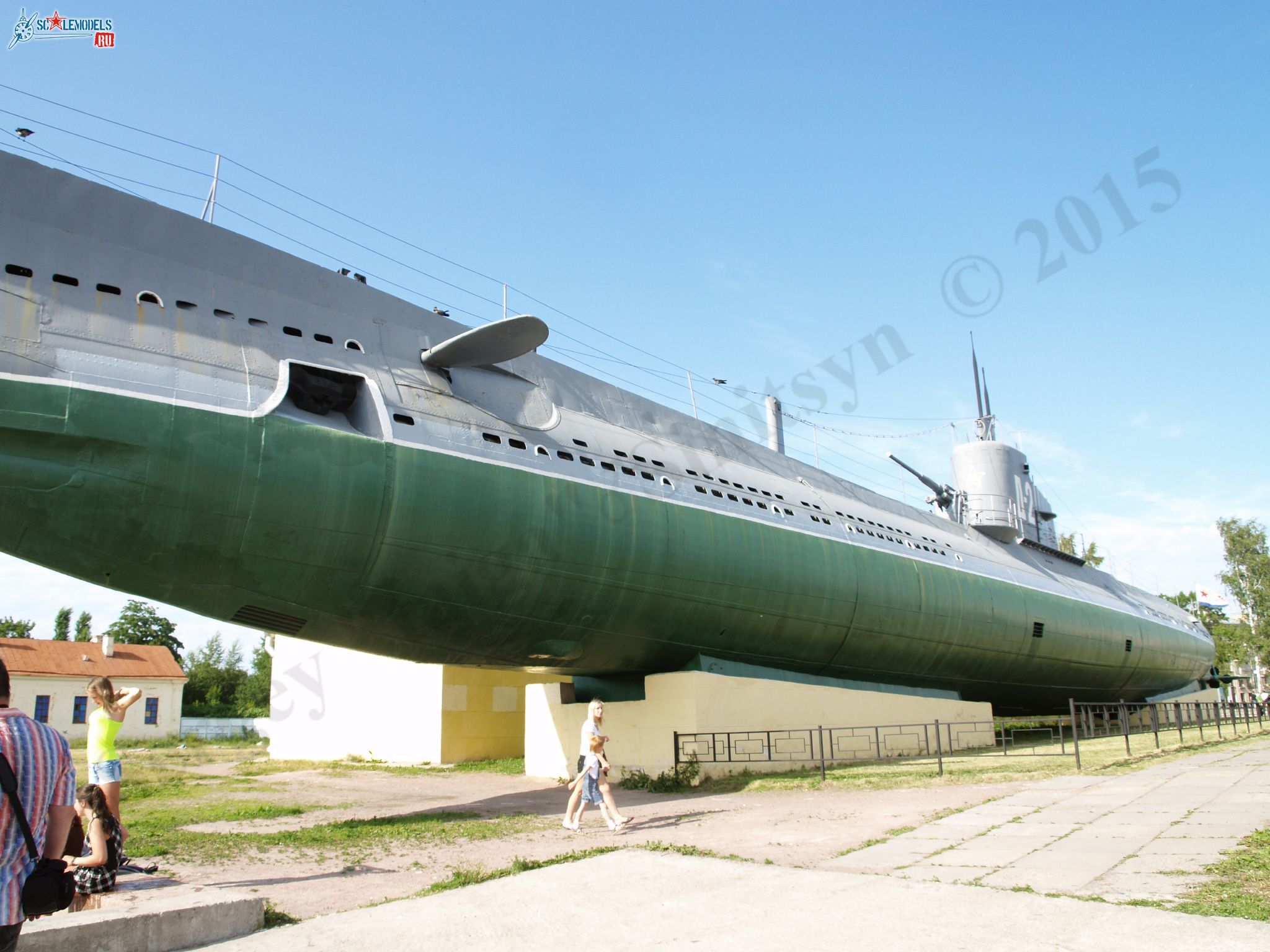 D-2_Narodovolets_175.jpg