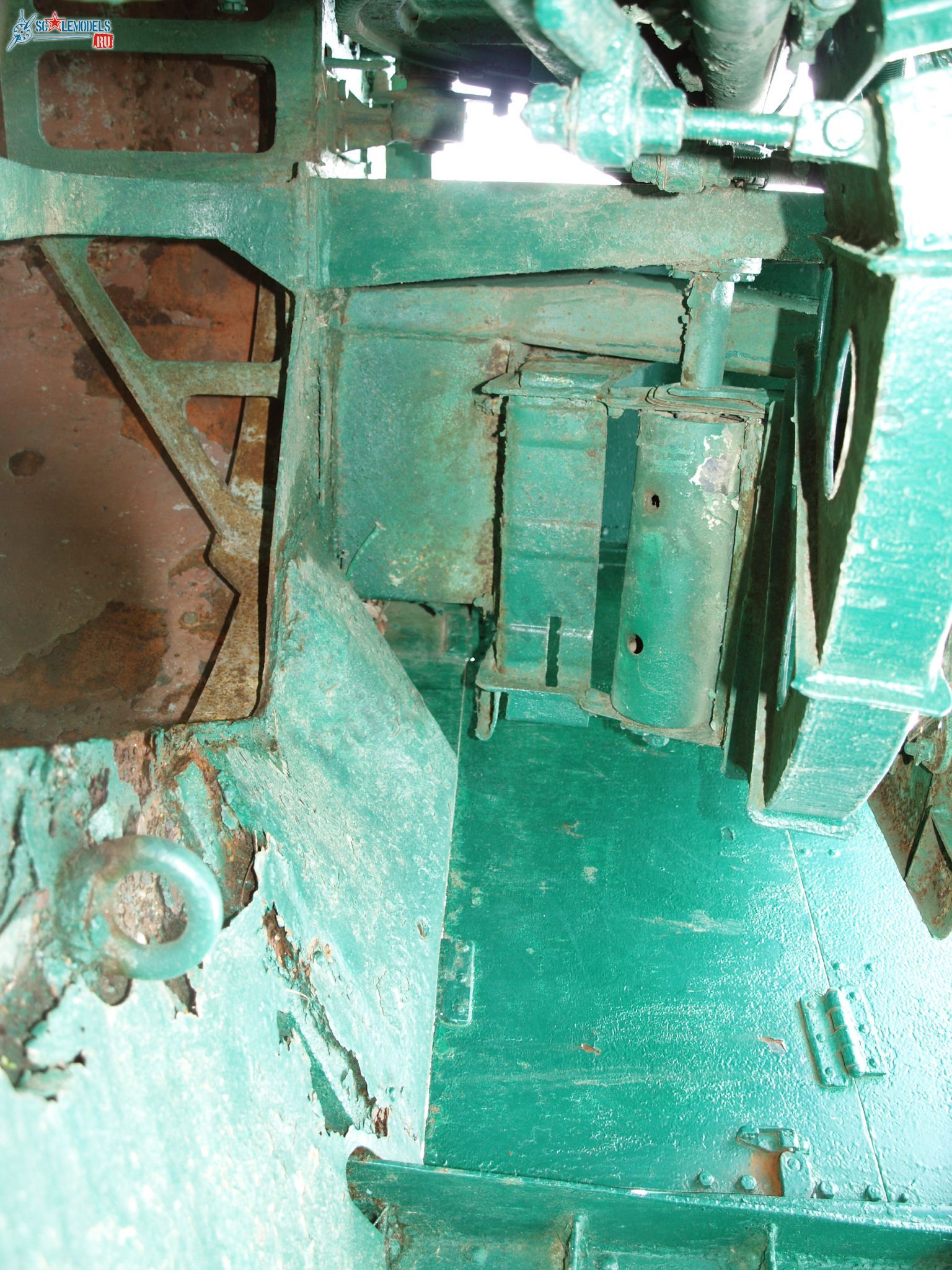2M-3_22.jpg
