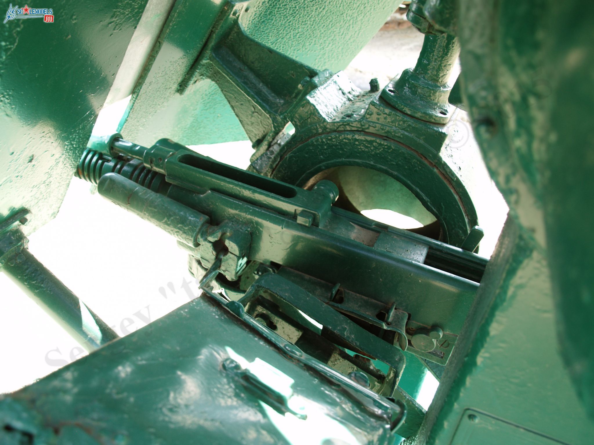 14,7-mm_AA-gun_16.jpg