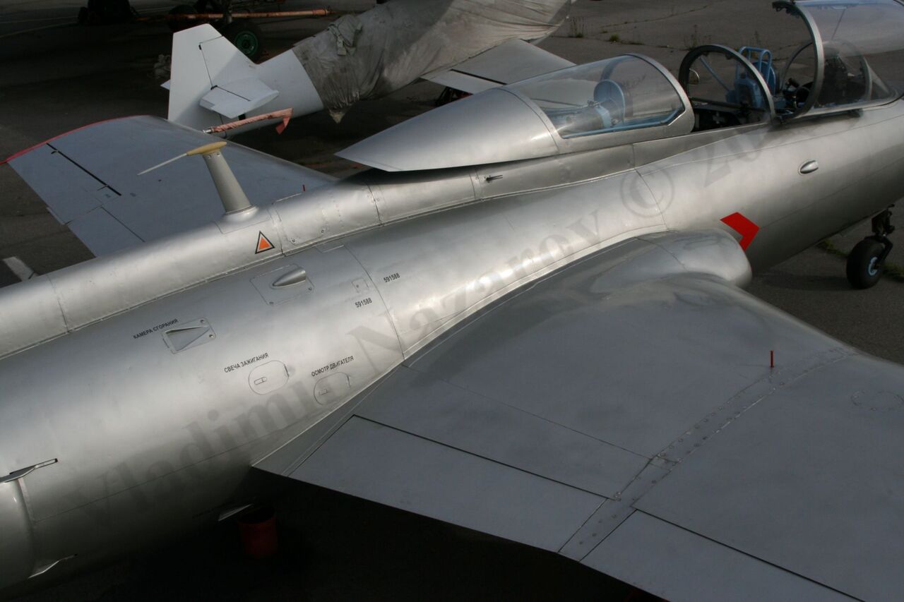 Aero_L-29_Rzhevka_220.jpg