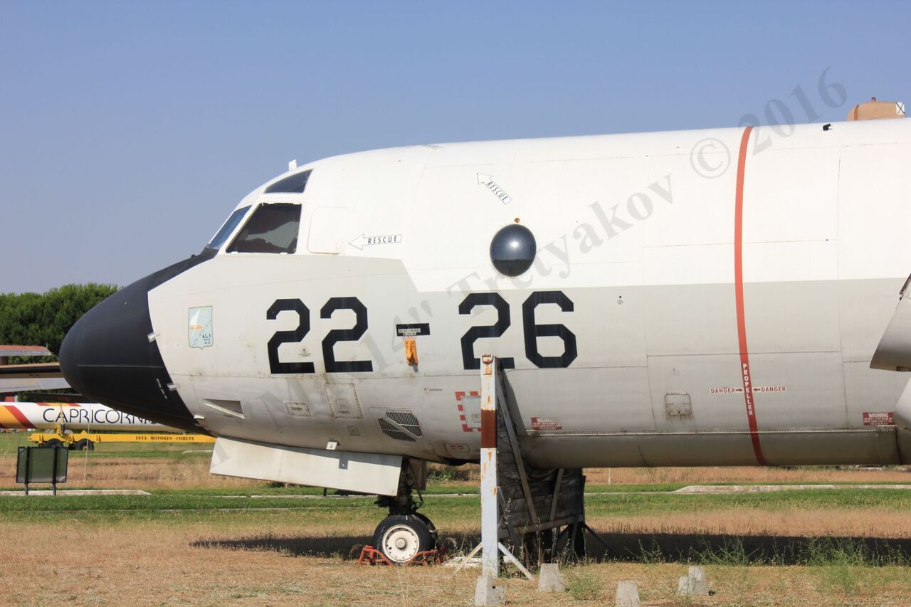 Lockheed_P-3A_Orion_11.jpg