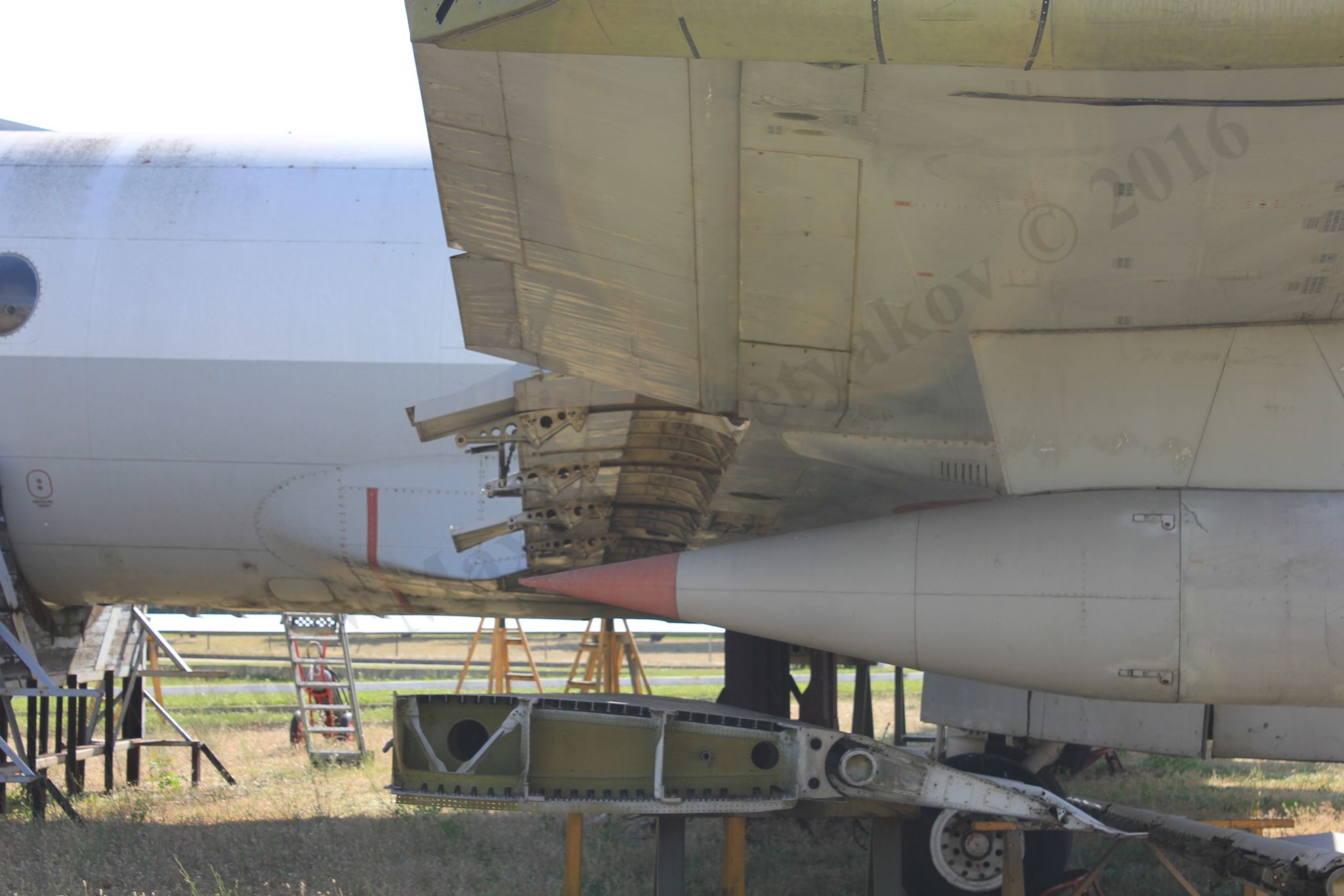 Lockheed_P-3A_Orion_23.jpg