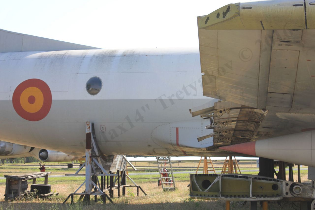 Lockheed_P-3A_Orion_25.jpg