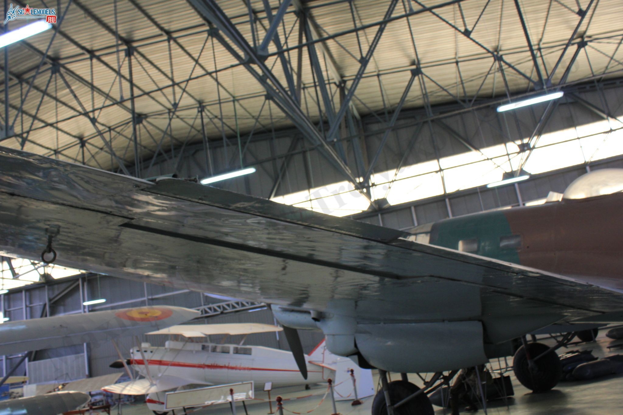 He-111_Madrid_27.jpg