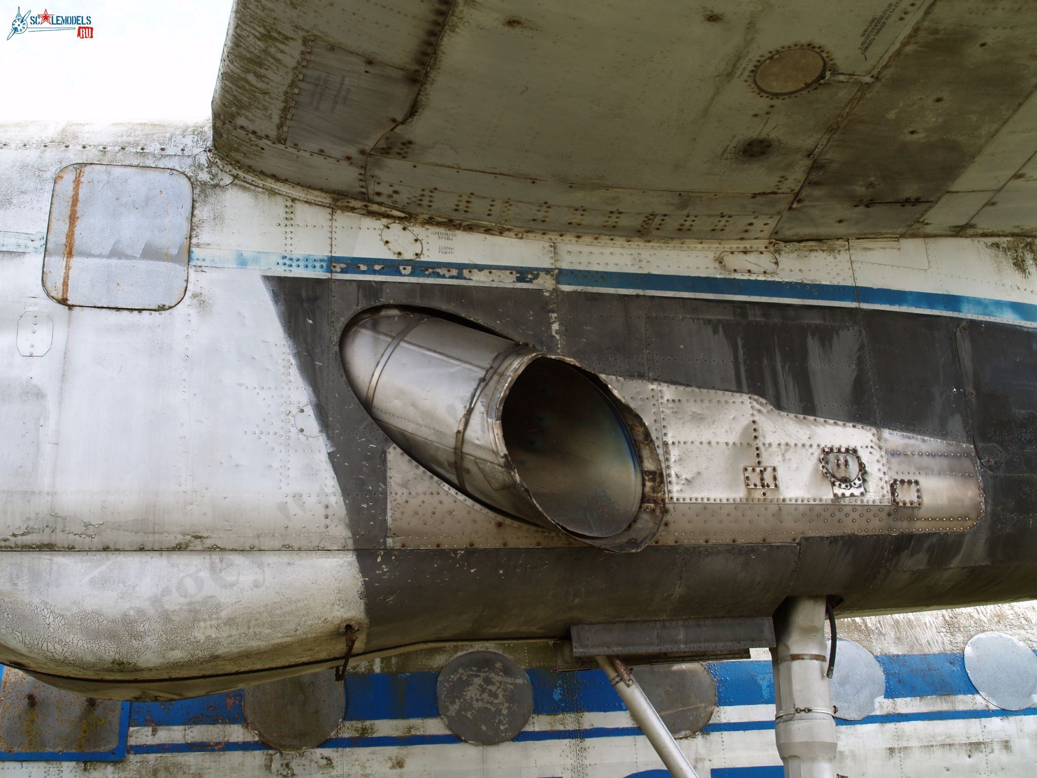 An-24B_44.jpg
