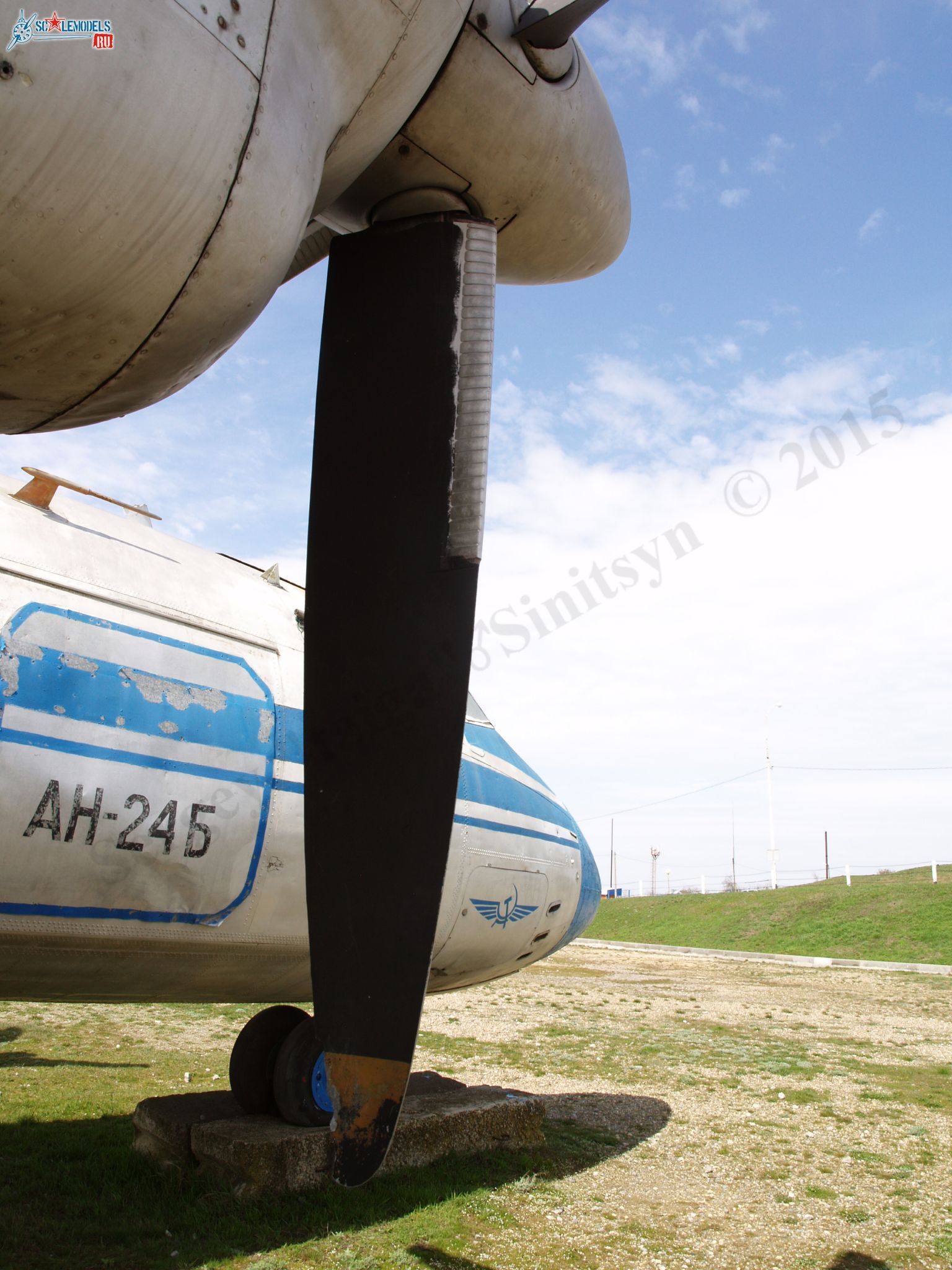 An-24B_9.jpg